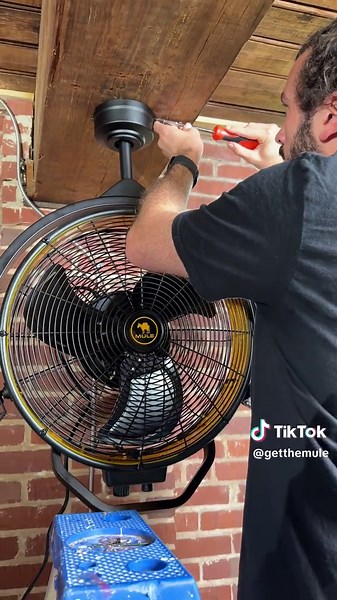 Effortless Comfort with Garage Fan XL and Work Lights
