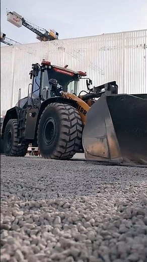 Experience the future of construction with our #autonomous wheel loader #liebherr #tb #bauma2025