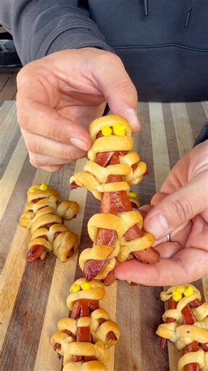 63K views · 226 reactions | It’s spooky season  Time to make mummy dogs.We make these every year and my kids love them! #grillinwithdad #halloween #recipe #spookyseason #tasty | Grilling with dad | Facebook