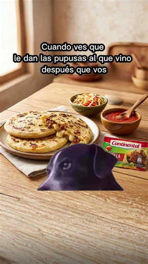 Cuando tenés 1hora esperando y le dan las pupusas al que llegó después 😔🔥 ¿A quién más le ha pasado?