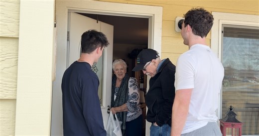 High schoolers help RMDC 'Meals on Wheels' program