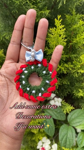 Mini crochet christmas wreath🎄✨ #trending#christmas#christmasdecor