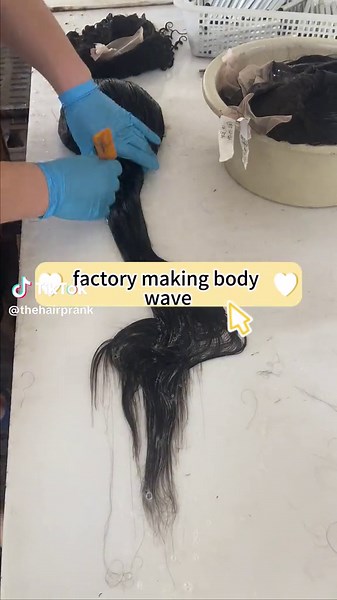 How to do body wave in factory?#bodywave#bodywavewigs #bodywavewig #bodywavehair #bodywavewigsforsale #hdlace#hd #hdlacewig #hdftontalwig#wigtok #wigfactory #factorywork #wigtutorial #fyp #foryoupage #foryou #foru #wholesalehairvendor #hairfactory