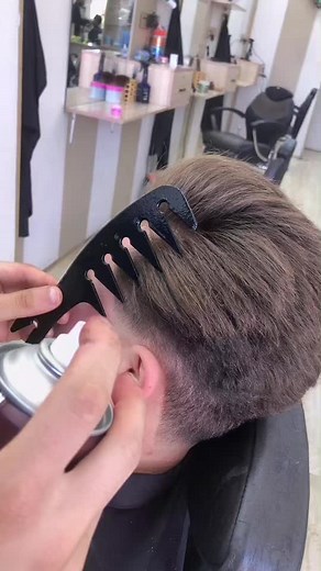 Expert Haircut Techniques in a Modern Salon