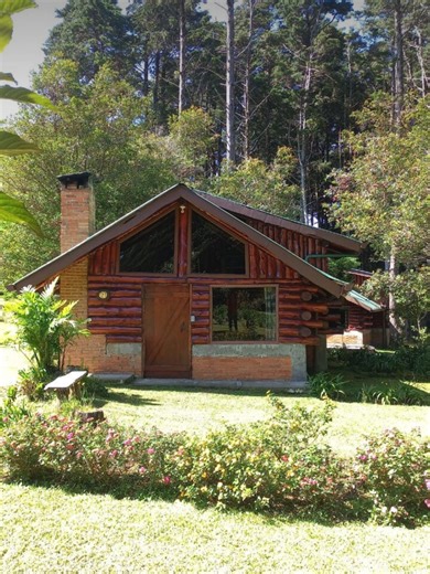 CABAÑAS RUSTICAS DE MONTAÑA EN HEREDIA #chimenea #descanso #cabañarustica #Hotelmontaña