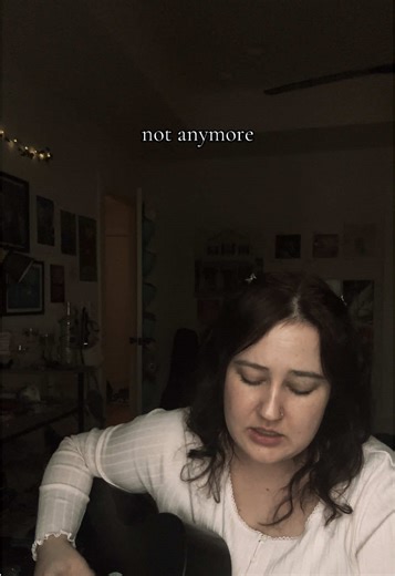 rainy day contemplative song or whatever #originalmusic #singersongwriter #maisiepeters #kevinatwater #situationship