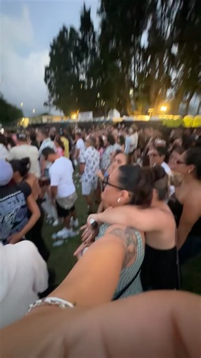 LAB you were amazing 🤩 can’t bet a concert with your whanau ❤️‍🩹🍻