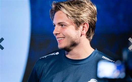 『迎新』抖枪艺术 Kjaerbye在mirage上和老队友并肩作战