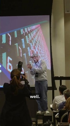 Are you measuring output or outcome? - World Data Summit Amsterdam 2025 #ai #data #businessvalue