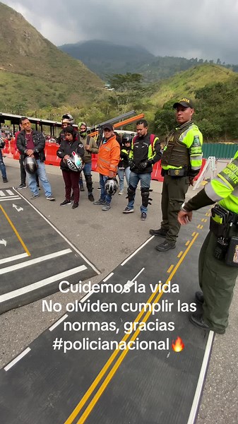 Normas de tránsito y seguridad vial en Colombia