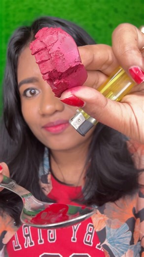 How to use apple lipstick #applelipstickhack #lipstickhack #makinglipstick #sathisbeautyworld