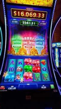 INSANE Triple Bonus Jackpot On This Slot Machine!
