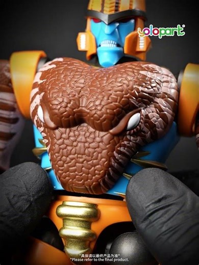 Design Sneak Peek: Dinobot Debuts!