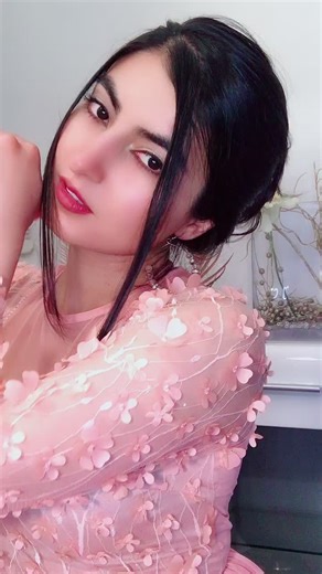 Floral Pink Dress Styling Tips and Inspiration