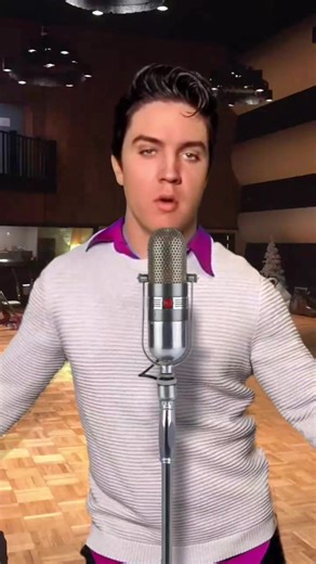 Elvis Roberts Singing Blueberry Hill