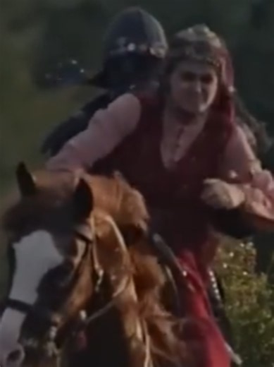 ارطغرل لو شافك كان سلخ جلدك 😂#قيامة_ارطغرل #ارطغرل #ertugrul #ertuğrulgazi