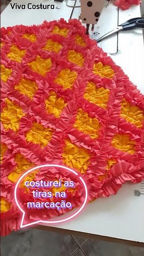 HOW TO MAKE AN EASY SEWING PATCHWORK RUG WITH A PRINTED BACKGROUND