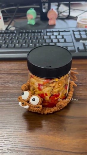 This squirrel coaster is low-key addictive to make 🐿️✨