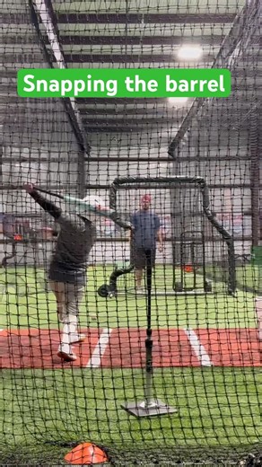 Snapping the barrel to generate more bat speed and efficiency. ⚾️