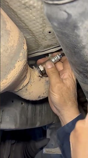 Oxygen Sensor Replace 😯|| How To Change O2 Sensor || #viral #shorts #trending