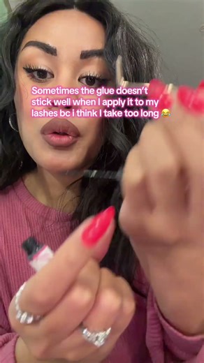 How to apply lash clusters like a pro #clusters #lashclusters #makeuptip #lashes