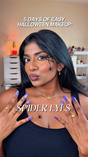 Easy Halloween makeup look: spider eyes 🕷️🕸️🖤 #halloweenmakeup #halloween #easyhalloweenmakeup