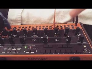 Behringer CRAVE Actually Has Two Oscillators?