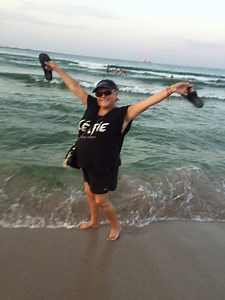 Si-a mutat “fotoliul din odaie” pe litoral! Mirabela Dauer nu-l insala, e fidela de 15 ani