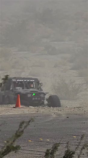 Laughlin was a fun race with a twist of dust! We had a podium on Saturday, and Sunday didn’t end the way we wanted. Check out our weekend in Laughlin. Link in bio! | Casey Currie