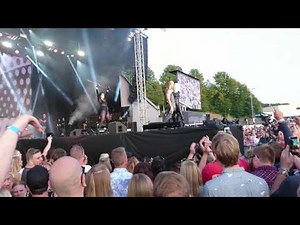 Brooklyn Bounce - The bass, beats and melody live