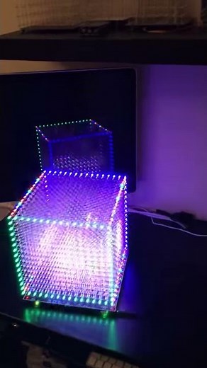 16x16x16 multicolour 3D led cube