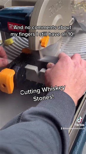 Cutting Whiskey Stones Process