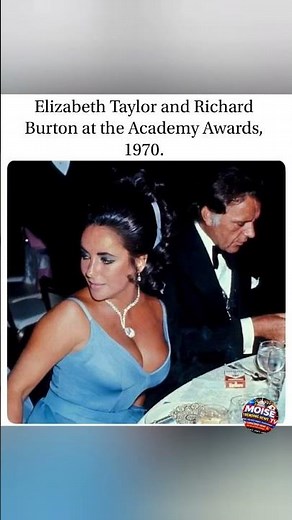 Elizabeth Taylor and Richard Burton at the Academy Awards, 1970. #ElizabethTaylor #RichardBurton