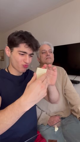 Magic chocolate teleportation tutorial 😱😂