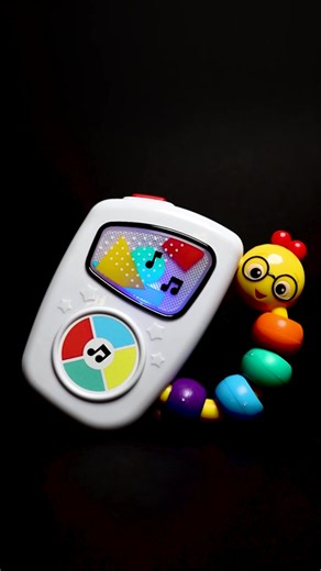 Baby's first concert comes with a carry handle. Our award‑winning Take Along Tunes toy helps your mini maestro discover, explore, and replay their favorite classics.