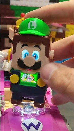 LEGO Mario testing LEGO Wario the best new ACTIOn Brick! Best LEGO Super Mario Set 2025