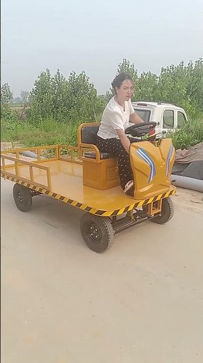 Amazing 4-Wheel Electric Cargo Cart – Heavy-Duty Transport Made Easy! #shortvideo