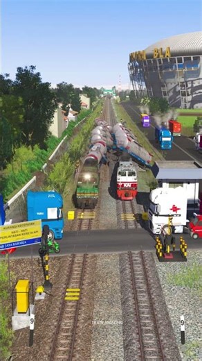 2 Kereta Api Pertamina Melintasi Persilangan Adu Truck Peti Kemas #railroad #train #railway
