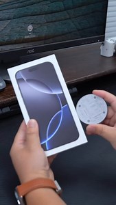 49K views · 213 reactions | Is the magnetic hard drive case compatible with the new Apple 16 phone? The newly bought iPhobe16Pro Max has arrived. Let's test whether it is easy to use and whether it can support 4K/120Hz resolution recording in ProRes format #Apple16harddrivecase #iphonevideoexternalrecording #iphone16harddrivecase | Trendy Tech Review | Facebook