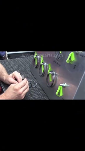 Piston ring installation shorts #excavator #constructionequipment #machine #dieselengine