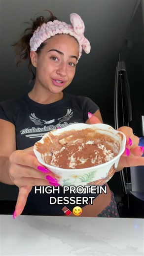 High-Protein Yogurt Snack: 40g Protein, Quick & Tasty