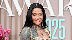 Kehlani Drops Highly Anticipated Visual For "Folded" — Here's How Fans Reacted
