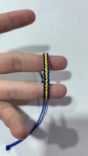 Cómo hacer pulseras en 1 minuto: Tutorial fácil