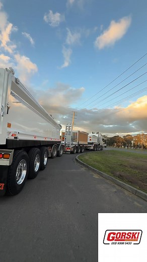 🚛🔥LOAD ER UP WEDNESDAY!🔥🚛 YESSSS! We are back after the Melbourne Cup long weekend, and check out this load that is on her way up as we speak to our Stapylton Branch for some more of our amazzng customers! 😍 The grind doesn’t stop, the clock keeps on tickin! You know where to get your next build, right here at Gorski’s! 🙂‍↕️ 🚀 Ready to Build with the Best? 🚀 Take the first step toward unmatched performance and durability — your next Gorski build starts here. 💪 🔗 Get a Quote: Copy this 