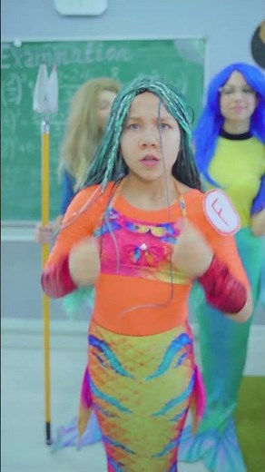 Mermaid School! How to become a mermaid! #funny #trending #mermaid