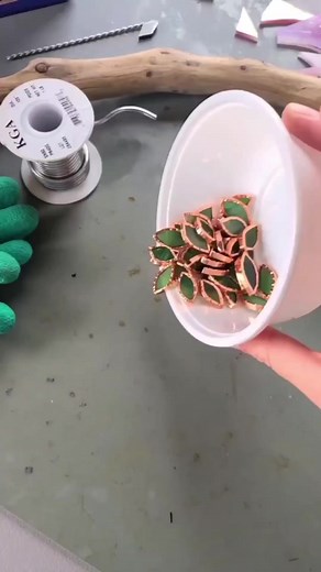 What am I making? A stained glass crown! This was the first first crown I made back in 2021. The idea of wearing traditional stained glass is super exciting and I hope you'll stick around as I make even more exciting experiments! #glassart #crown #cosplayart | Glimpse Glass