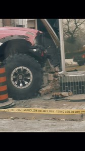 Glad to hear she’s ok. Welland. King st & division. | Jamie Gress