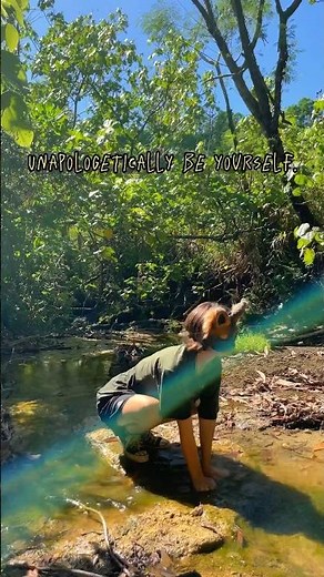 Wild fox howling in the forest🐾🪲 #therian #fox #nature #quadrobics