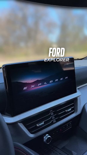 2025 Ford Explorer: Experience Luxury and Convenience