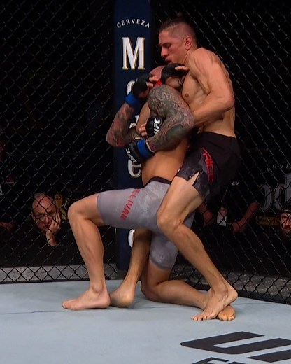 The Hybrid never disappoints 🍿 [ #UFC264 | July 10 | Live on E PPV: bit.ly/3j023Eg ] | UFC